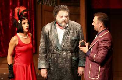 Yoldan Çıkan Oyun, Antalya Devlet Tiyatrosu